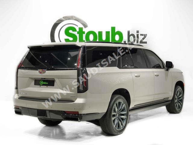 2023 كاديلاك اسكاليد إي إس في