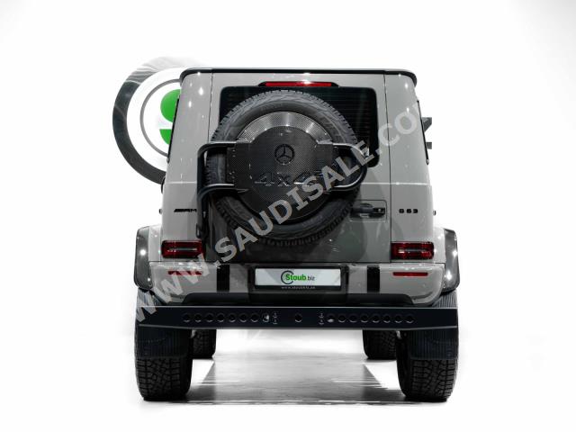 2022 مرسيدس - بنز جي 63 4×4