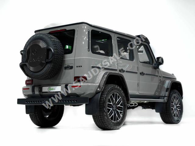 2022 مرسيدس - بنز جي 63 4×4