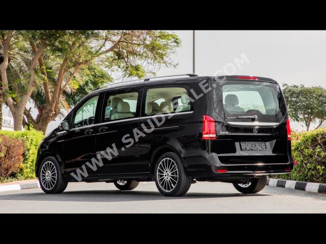 2023 مرسيدس - بنز في 250