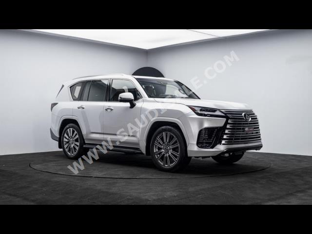 2023 لكزس إل إكس 600 في أي بي