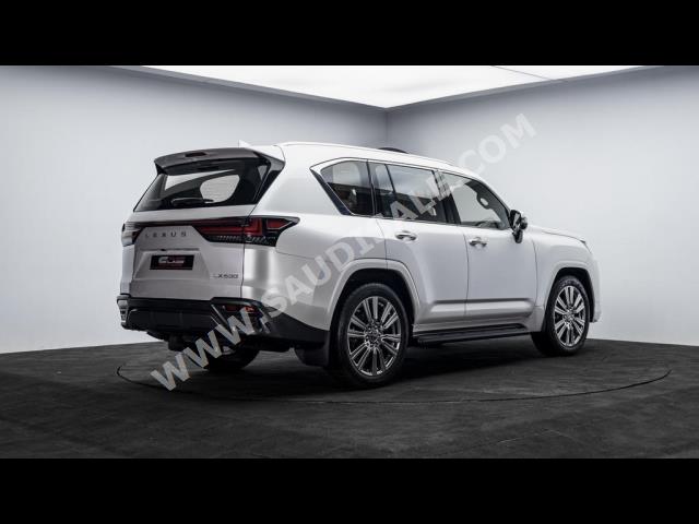 2023 لكزس إل إكس 600 في أي بي