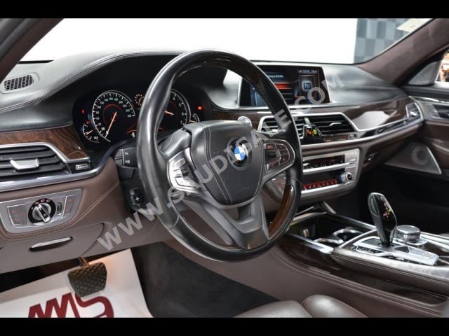 2016 بي ام دبليو الفئة السابعة 750 إل أي