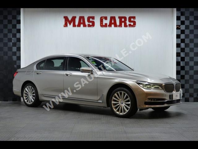 2016 بي ام دبليو الفئة السابعة 750 إل أي