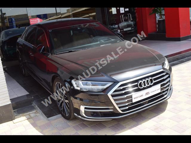 2021 اودي اي 8 ال 50 تي اف اس اي