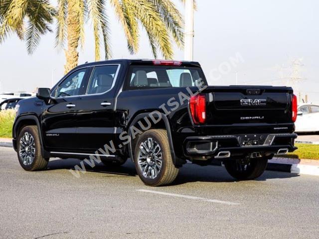 2022 جي ام سي سييرا دينالي