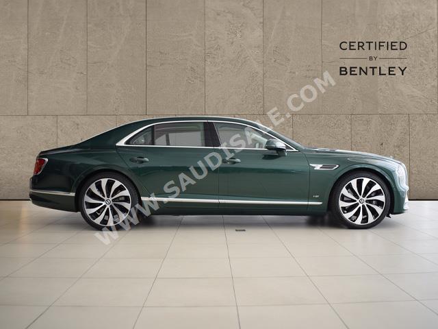 2022 بنتلي كونتيننتل فلاينج سبير