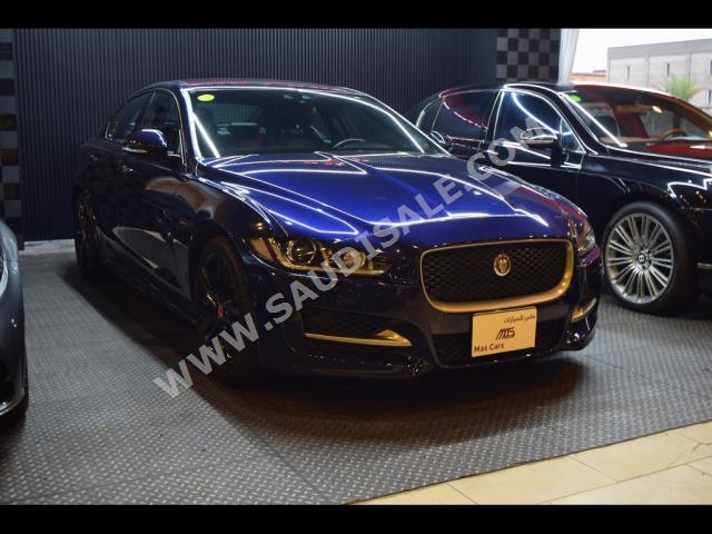 2018 Jaguar XE