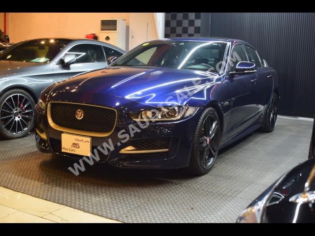 2018 Jaguar XE