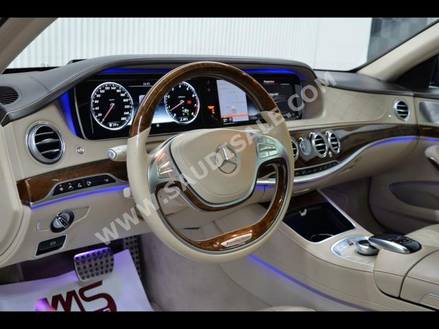 2015 مرسيدس - بنز إس 550