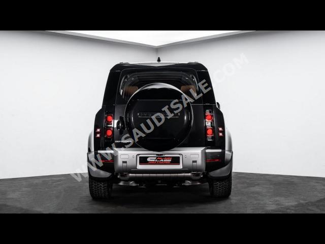 2024 لاند روفر ديفيندر اتش اس اي