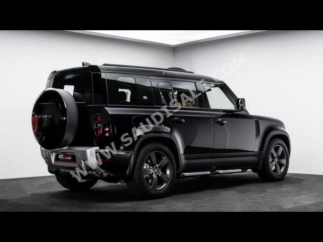 2024 لاند روفر ديفيندر اتش اس اي