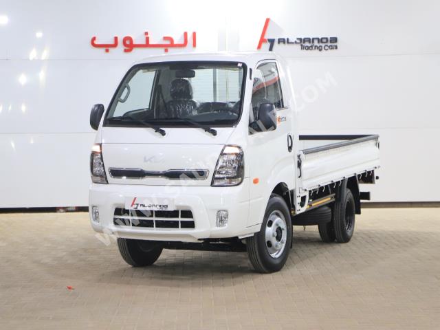 2022 Kia K4000G