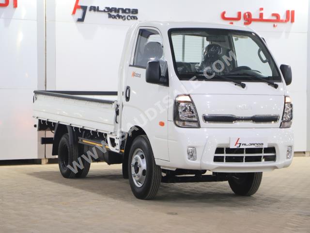 2022 Kia K4000G