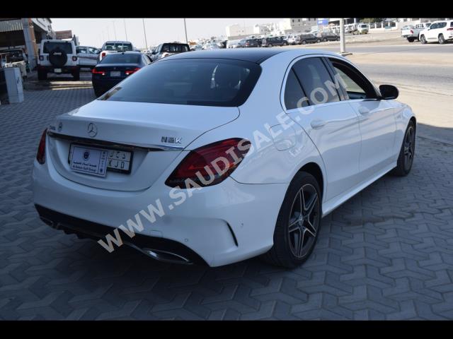 2019 مرسيدس - بنز سي 200