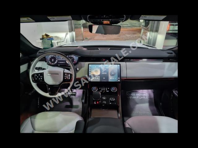 2023 لاند روفر رينج روفر سبورت اتش اس اي