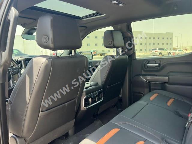 2021 جي ام سي سييرا اي تي 4