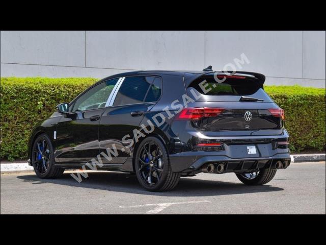 2023 فولكس واجن غولف