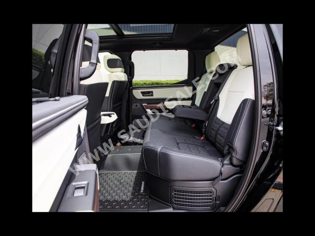 2023 تويوتا تندرا كرو ماكس ليمتيد