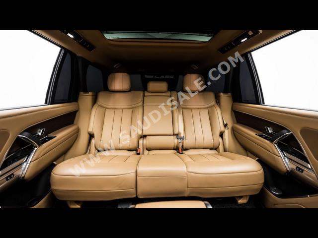 2023 لاند روفر ديفيندر اتش اس اي