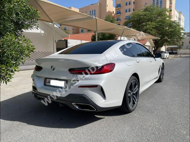 2020 بي ام دبليو الفئة الثامنة 840 أي إم