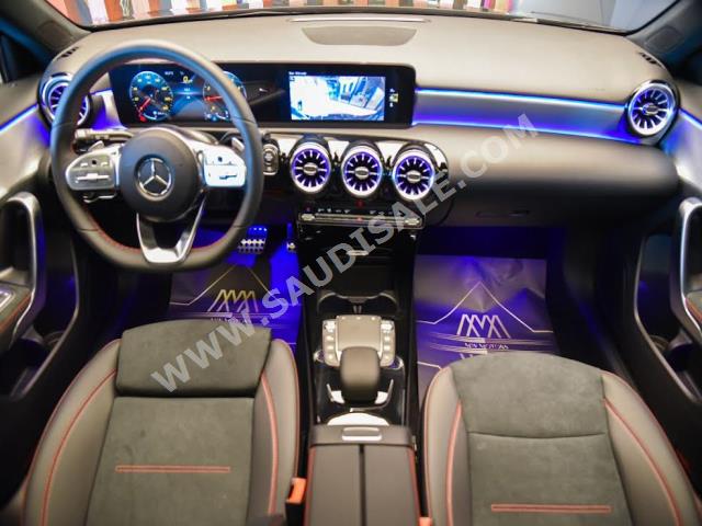 2023 مرسيدس - بنز أي 200