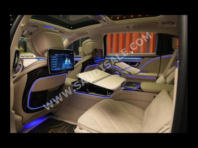 2022 مرسيدس - بنز إس 680 مايباخ