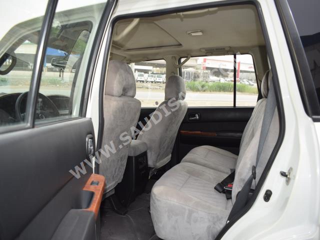 2015 نيسان باترول سوبر سفاري