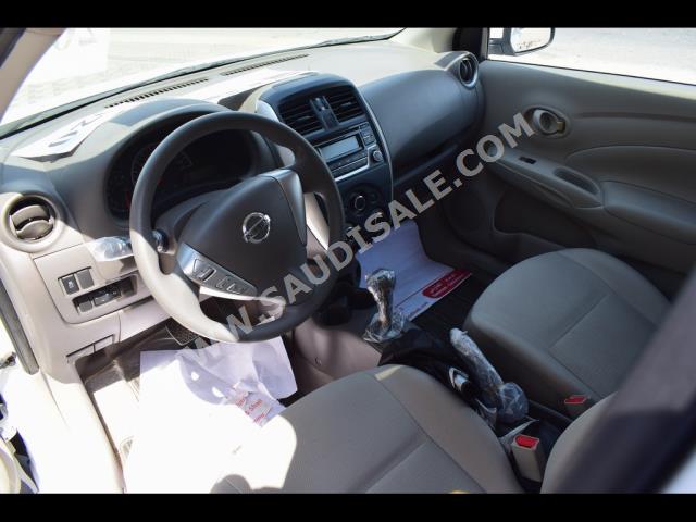 2020 نيسان صني