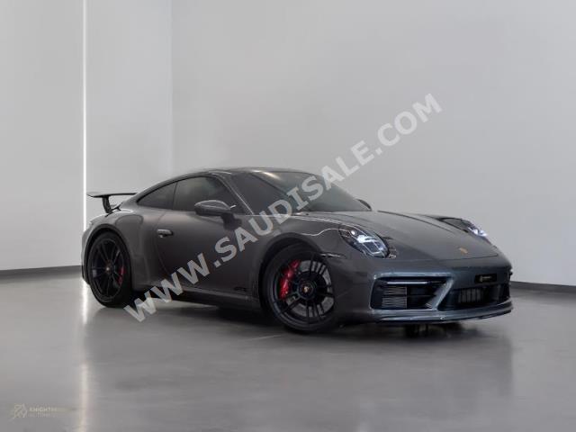 2022 Porsche 911 Carrera GTS