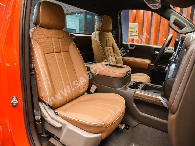 2022 شفروليه سلفرادو ال تي