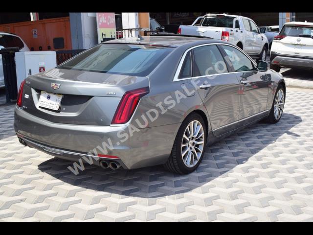 2017 كاديلاك سي تي 6