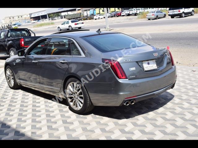 2017 كاديلاك سي تي 6