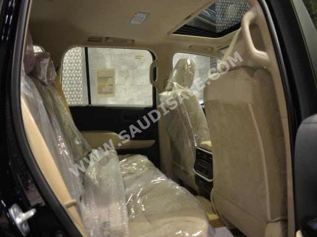 2023 تويوتا لاند كروزر جي اكس ار