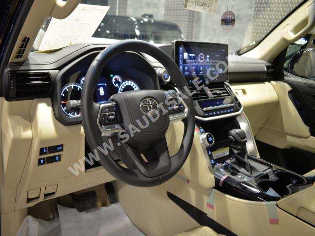 2023 تويوتا لاند كروزر جي اكس ار