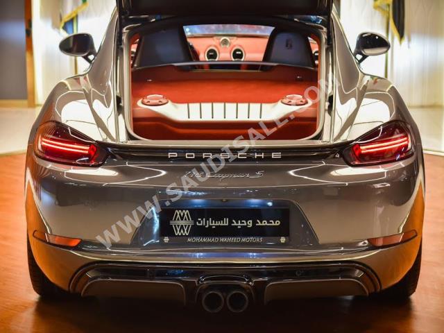 2017 بورش كايمان اس