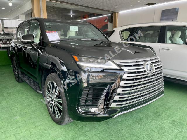 2023 لكزس إل إكس 600