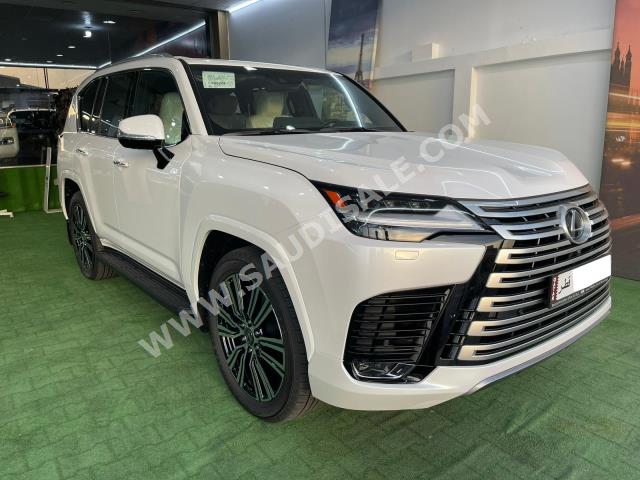 2023 لكزس إل إكس 600