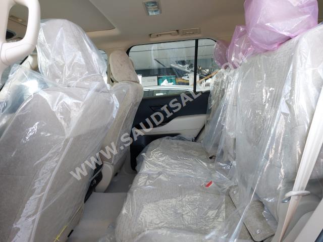 2023 تويوتا لاند كروزر جي اكس ار