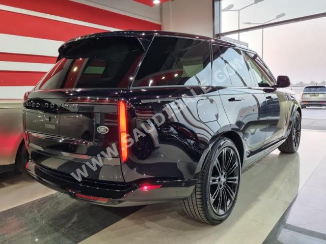 2023 لاند روفر رينج روفر فوج