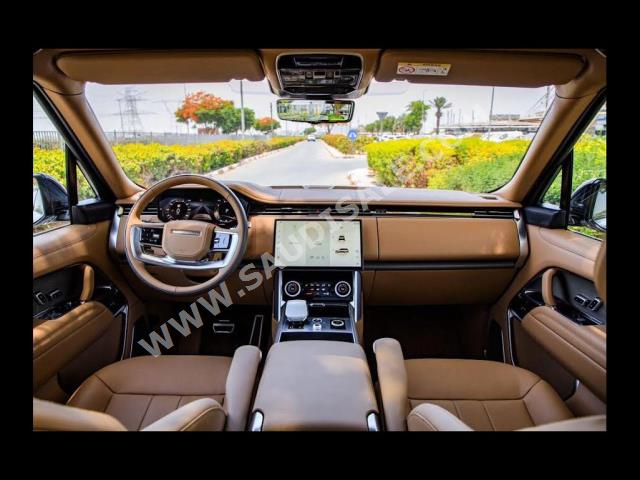 2023 لاند روفر رينج روفر اس في اوتوبيوغرافي