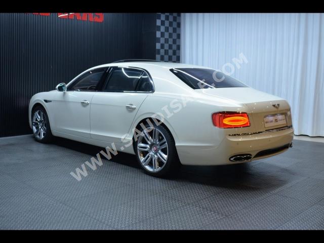 2016 بنتلي كونتيننتل فلاينج سبير