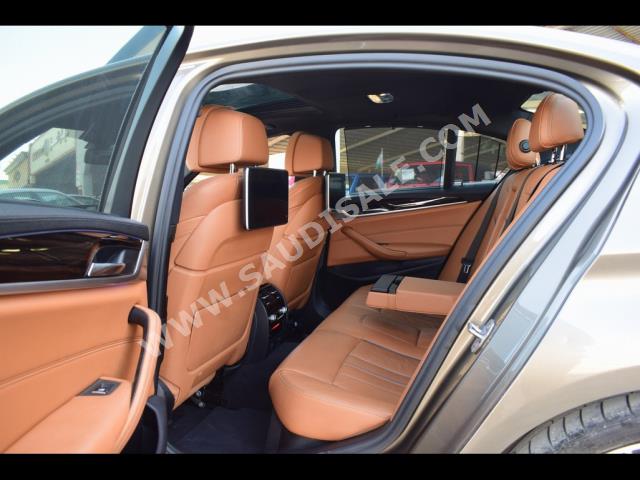 2017 بي ام دبليو الفئة الخامسة 530 أي