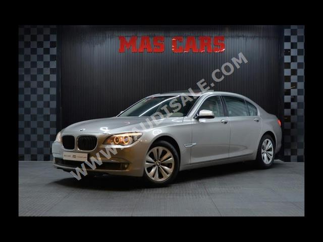 2012 بي ام دبليو الفئة السابعة 730 إل أي