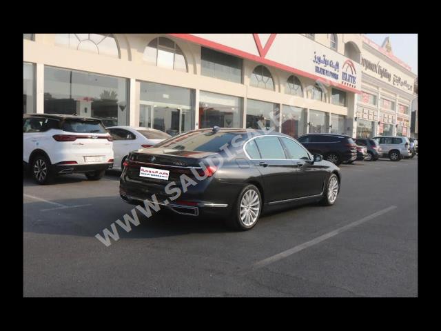 2022 بي ام دبليو الفئة السابعة 730 إل أي