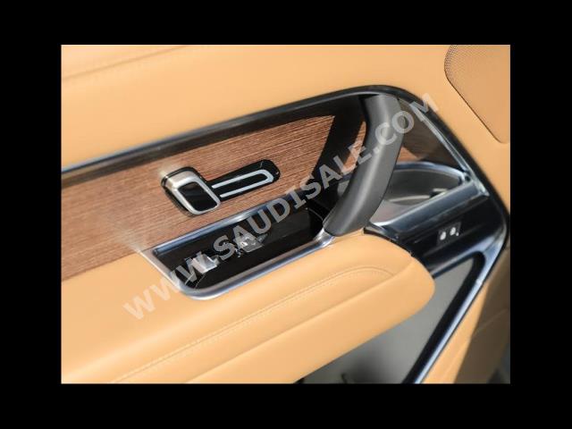 2023 لاند روفر رينج روفر فوج اس اي