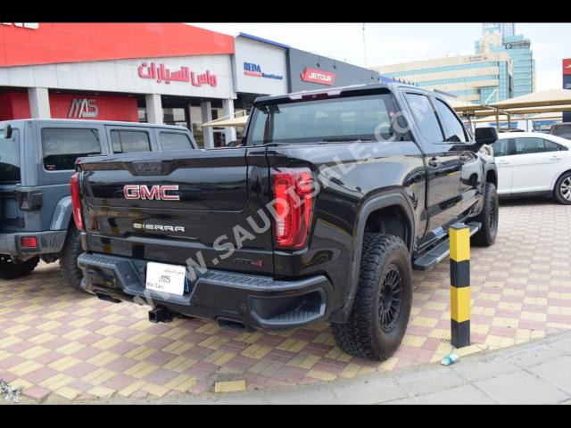 2020 جي ام سي سييرا اي تي 4