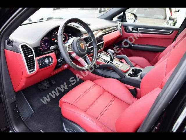 2023 Porsche Cayenne Coupe