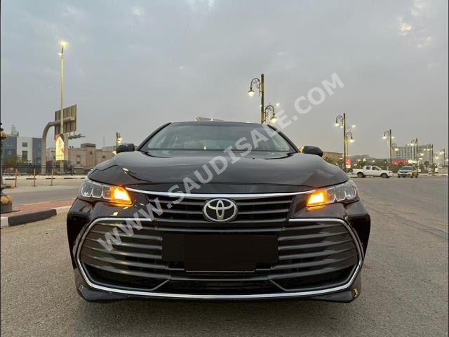 2020 تويوتا افالون تورينج