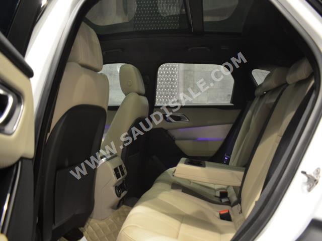 2021 لاند روفر رينج روفر فيلار فيلار